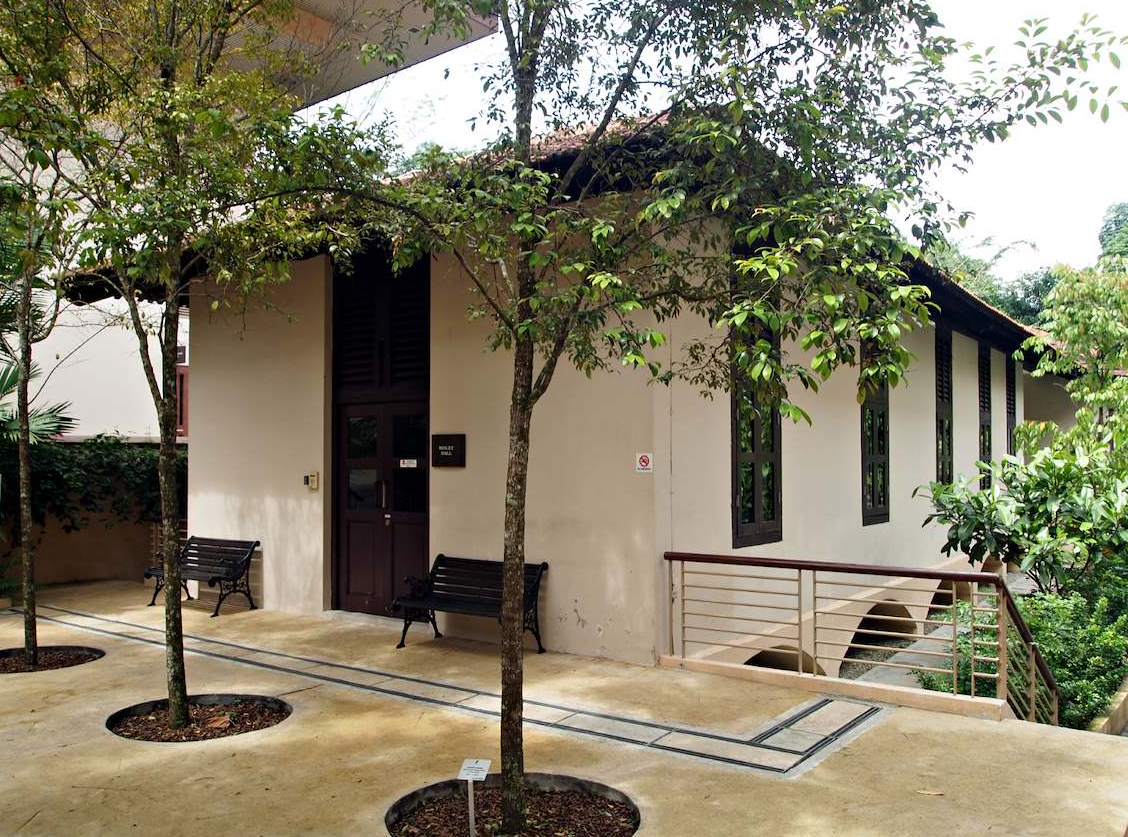 Front facade of 1 Cluny Road
